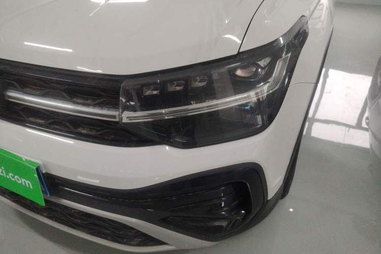 Used Volkswagen Tharu 2024 300TSI Two-Wheel-Drive Moon Luxury Edition