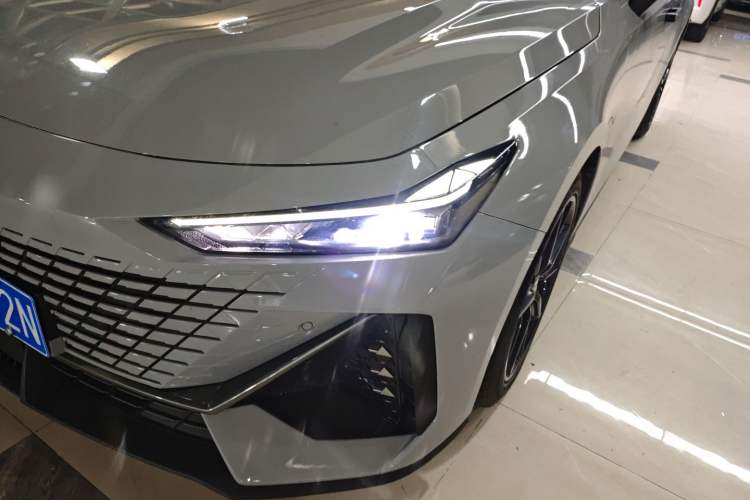 Used Changan UNI-V 2022 1.5T Excellence Model
