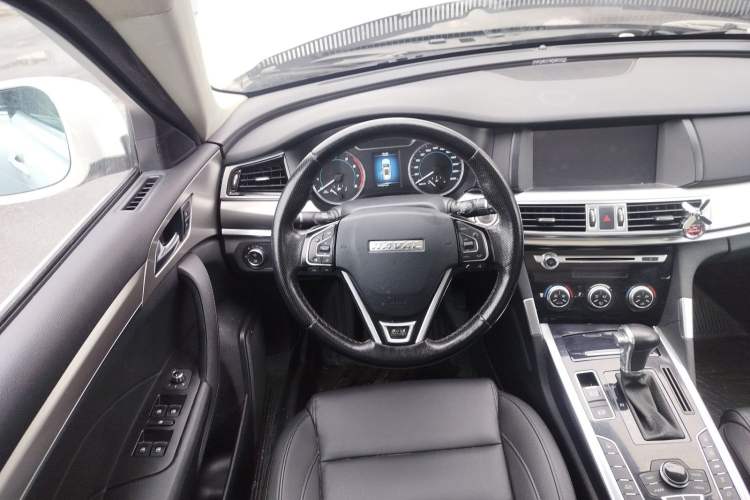 Used Haval H7 2016 Blue-Label H7 2.0T Automatic Luxury Model

