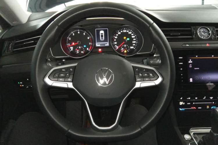 Used Volkswagen Magotan 2020 330TSI DSG Leading Model
