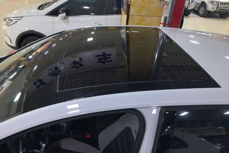 Used Volkswagen Golf 2016 1.4TSI Automatic R-Line
