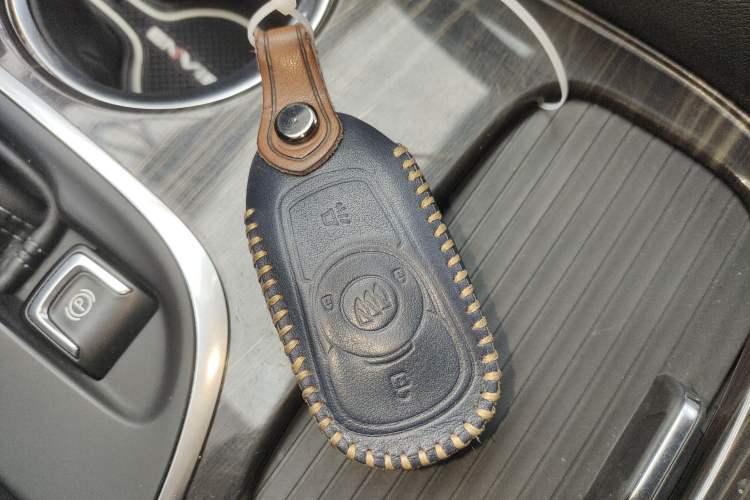 Used Buick Envision 2018 20T Two-Wheel-Drive Elite Model