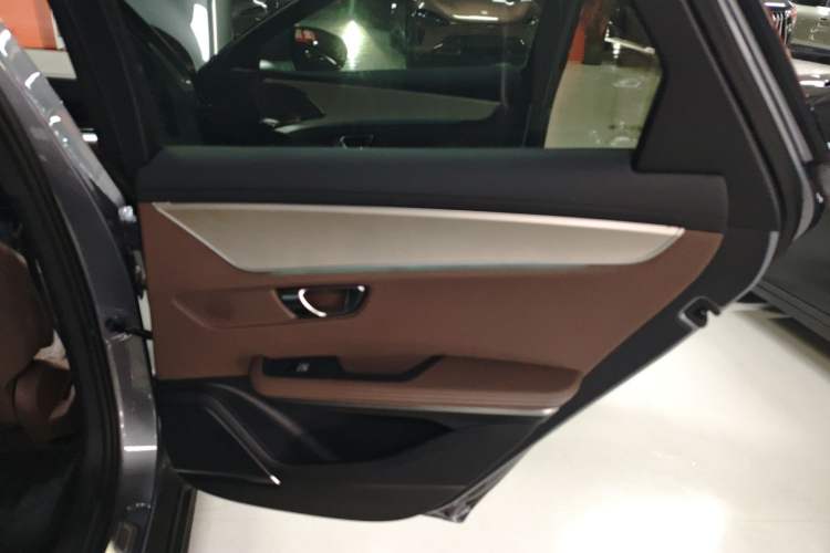 Used BYD Han 2025 DM-i Smart Drive 125KM Elite Model
