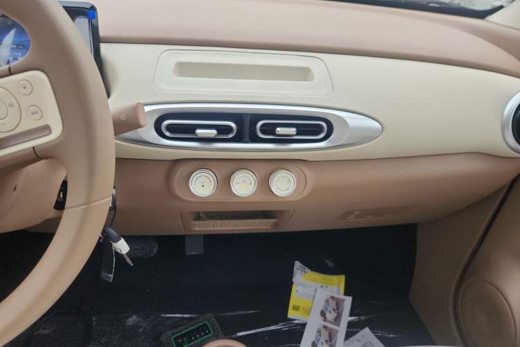 Used Wuling Hongguang MINIEV 2025 Four-Door Version Advanced Edition
