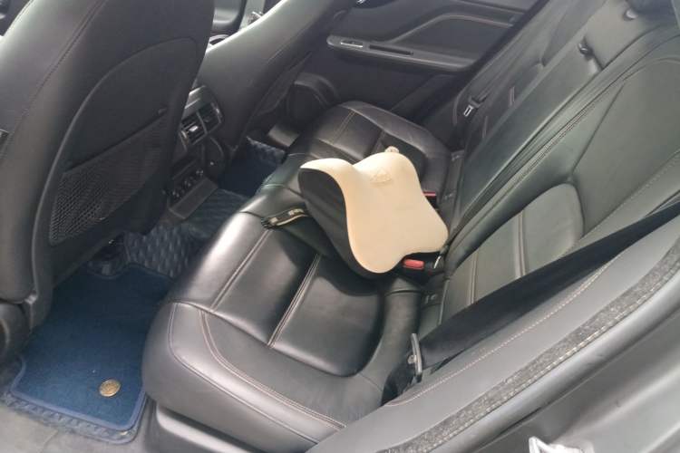 Used Jaguar F-PACE 2020 2.0T Urban Deluxe Edition
