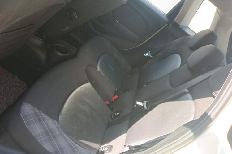 Used  MINI 2015 1.5T COOPER Fun Five-Door Edition
