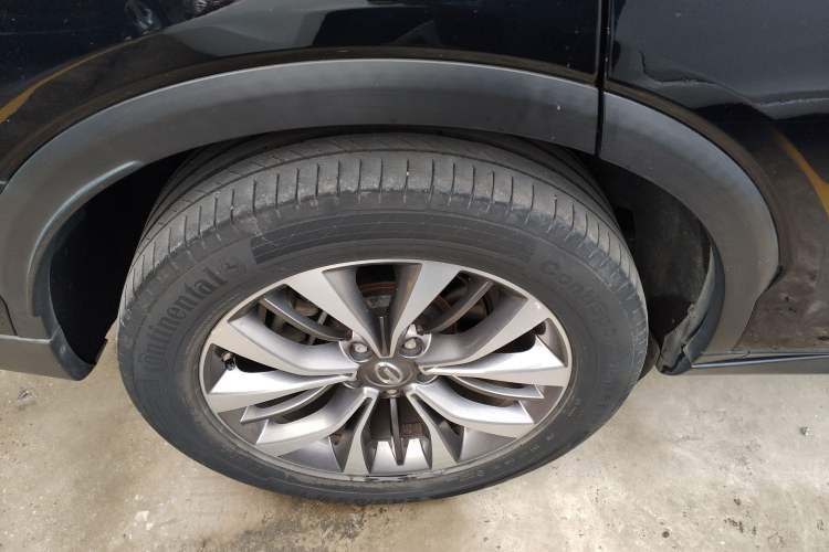 Used GAC Trumpchi GS8 2017 320T Two-Wheel Drive Luxury Smart Connectivity Version (7 Seats)
