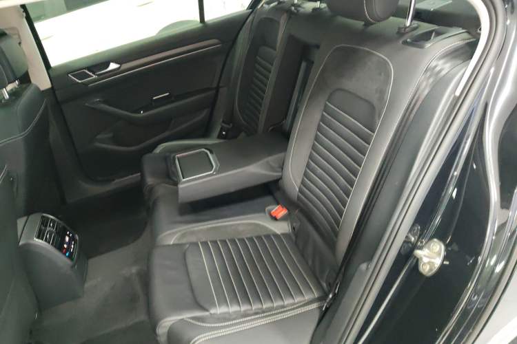 Used Volkswagen Magotan 2020 330TSI DSG Leading Model
