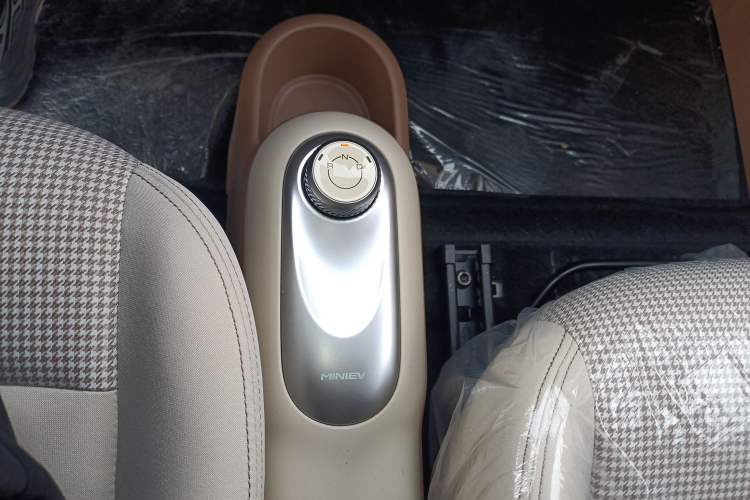 Used Wuling Hongguang MINIEV 2025 Four-Door Version Advanced Edition