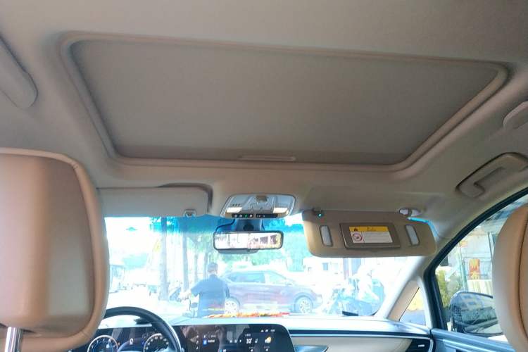 Used Buick GL8 2020 ES Land Cruiser 653T Luxury Model