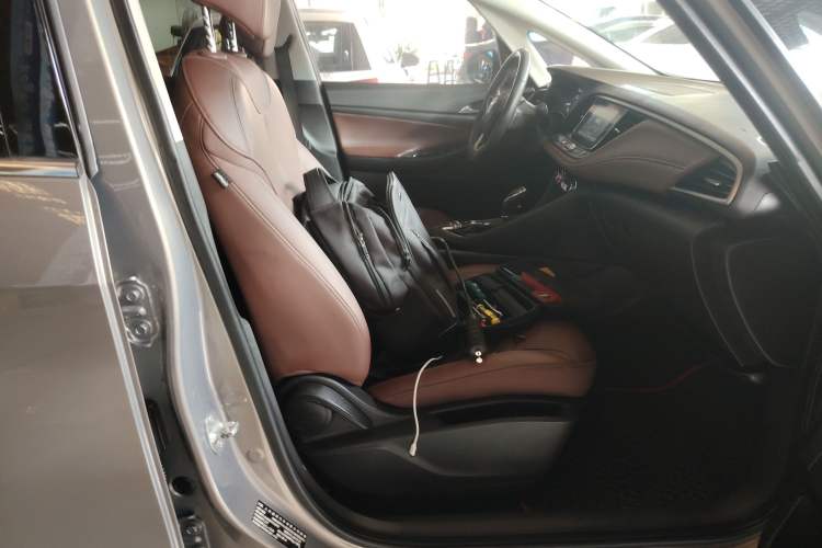 Used Buick GL6 2019 18T 6-Seater Connected Luxury Version China VI Standard