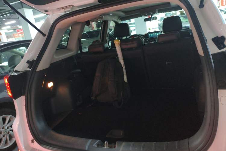 Used Changan CS75 2021 Honor Million Edition 280T DCT Prestige Model
