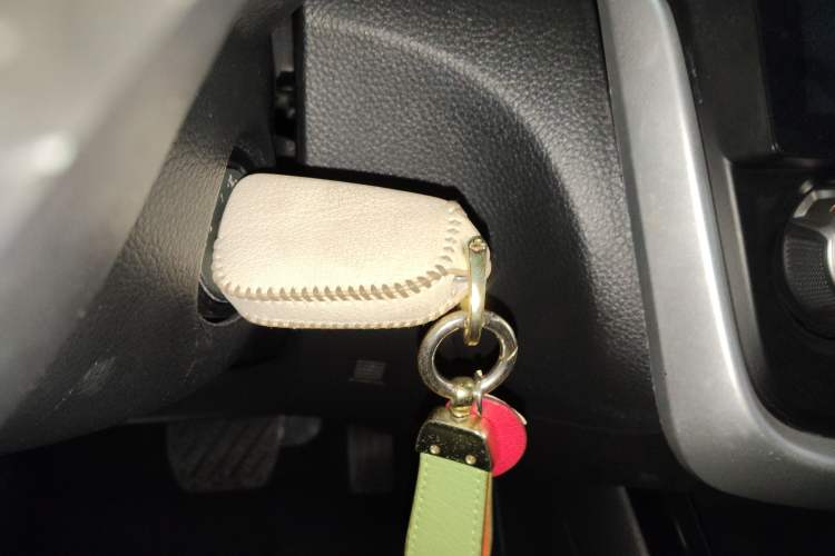 Used Nissan Tiida 2016 1.6L CVT Cool Dynamic Edition
