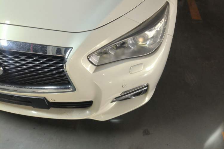 Used Infiniti Q50 2014 2.0T Comfort Edition
