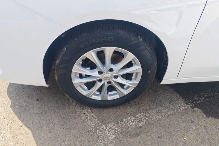 Used Roewe i5 2023 1.5L CVT Luxury Edition
