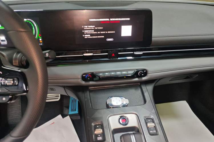 Used GAC Trumpchi EMPOW 2024 270T DCT Yingbao R-Style Edition