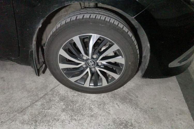 Used Toyota Corolla 2017 Revised Dual-Engine 1.8L E-CVT Flagship Edition