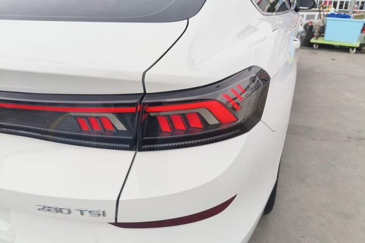 Used Volkswagen Lamando 2024 Lavida L 280TSI DSG Cool & Spicy Edition