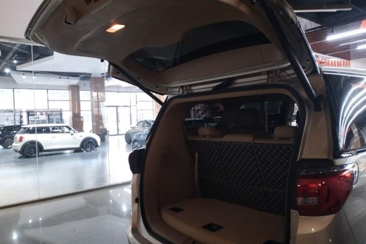 Used Buick GL8 2018 ES 28T Luxury Model China VI Standard
