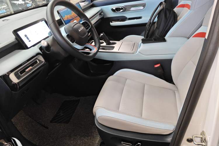 Used AION Y 2023 Plus 510 Tech Edition