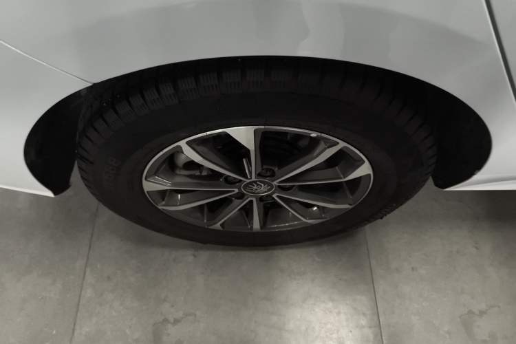 Used BYD Qin PLUS 2024 HONOR Edition DM-i 55KM Leading Model
