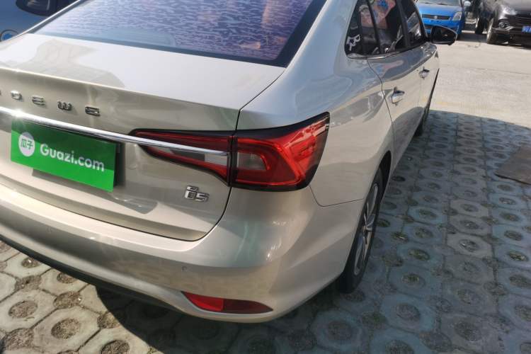 Used Roewe i5 2019 1.5L Automatic 4G Connected Langhao Edition