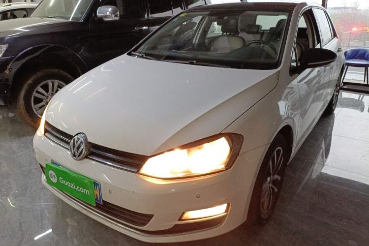 Used Volkswagen Golf 2017 230TSI Automatic Luxury Million-Vehicle Commemorative Edition