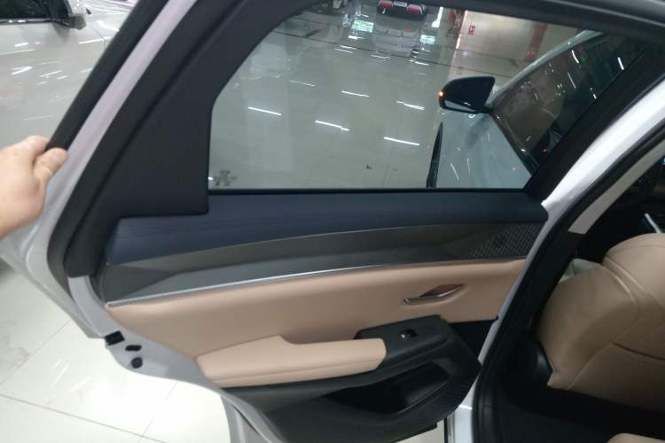 Used BYD Song Pro New Energy 2025 Second-Generation DM-i 75KM Leading Edition
