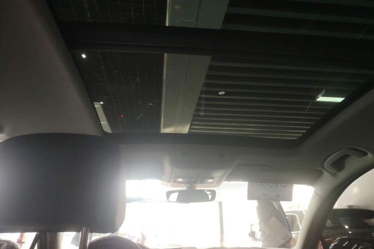 Used Volkswagen Magotan 2017 330TSI DSG Luxury Model
