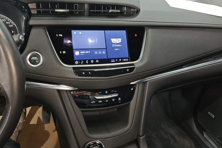 Used Cadillac XT5 2022 2.0T Two-Wheel Drive Luxury Version
