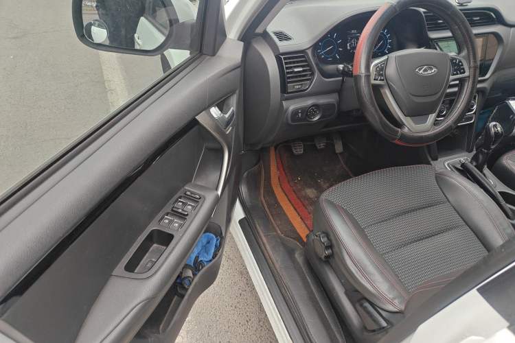 Used Chery Tiggo 3 2016 1.6L Manual ZhiShang Edition
