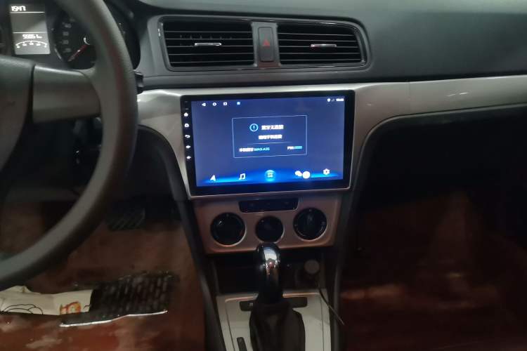 Used Volkswagen Lavida 2013 Revised Classic 1.6L Automatic Fashion Edition
