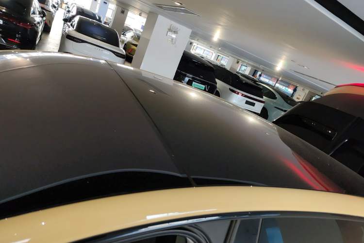 Used  LS7 2023 100kWh Lux Rear-Drive Version
