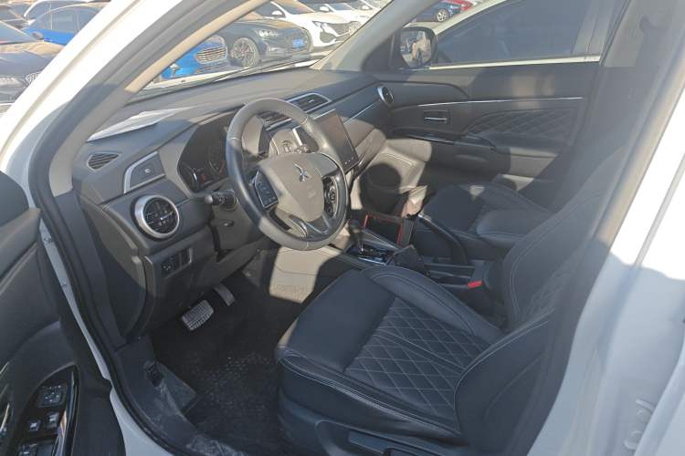 Used Mitsubishi ASX 2020 2.0L CVT Smart Edition
