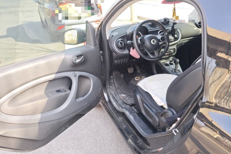 Used  fortwo 2018 1.0L 52kW Hardtop Dynamic Version China V
