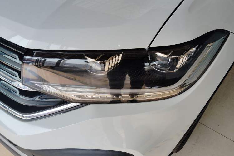 Used Volkswagen Tacqua 2021 200TSI DSG JoyConnect Edition
