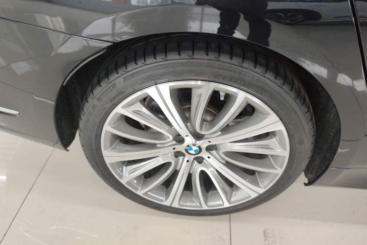 Used BMW 7 Series 2019 Restyled 740Li Leading Luxury Package

