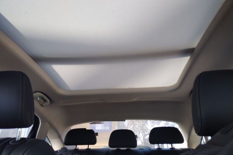 Used Roewe D7 2023 DMH 125km Excellence Edition
