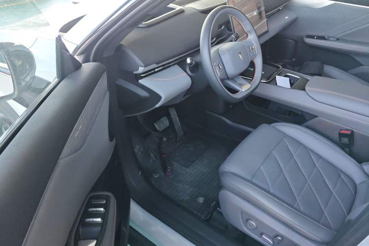 Used  S05 2024 510Max Pure Electric Version
