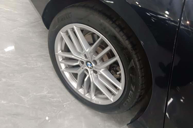 Used BMW 5 Series 2024 525Li Luxury Package
