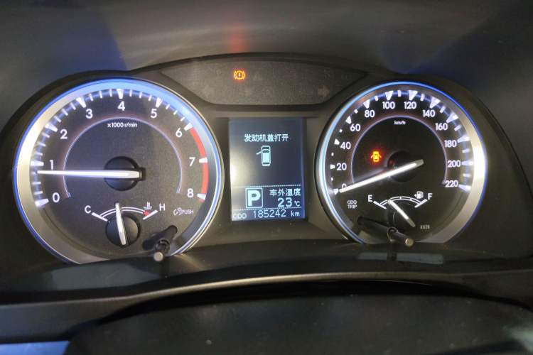 Used Toyota Highlander 2017 2.0T Two-Wheel Drive Luxury Edition 7 Seats