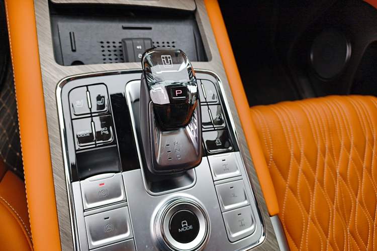 Used Tank 500 New Energy 2025 Hi4-Z
