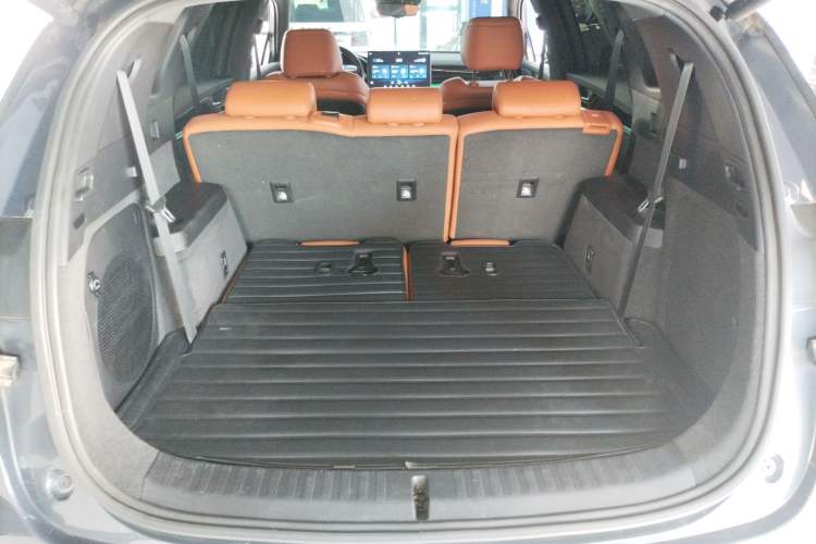 Used BYD Tang New Energy 2023 DM-i Champion Edition 112KM Prestige Model