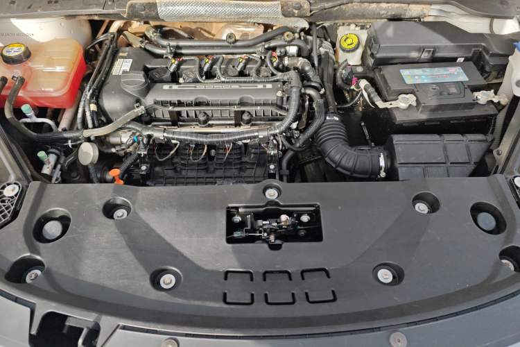 Used Qoros 5 2018 Revised Version 1.6T Automatic Leading Edition
