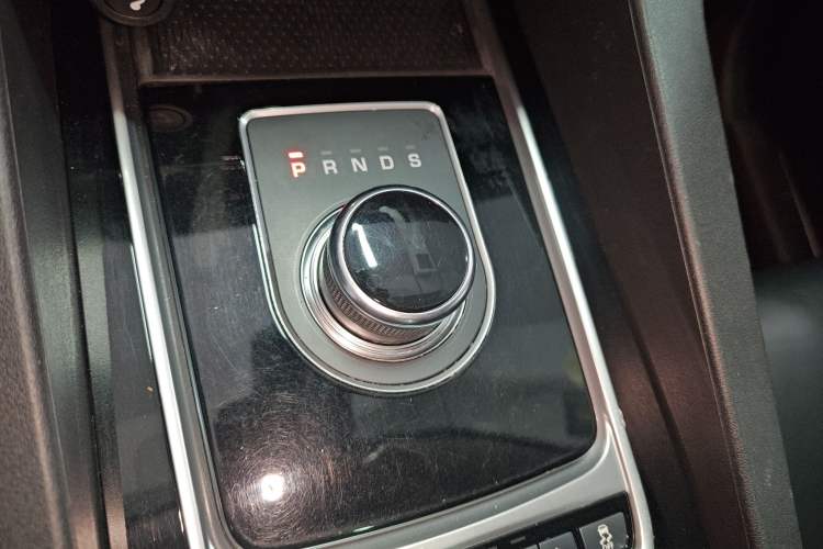 Used Jaguar F-PACE 2018 2.0T Four-Wheel Drive Urban Luxury Edition