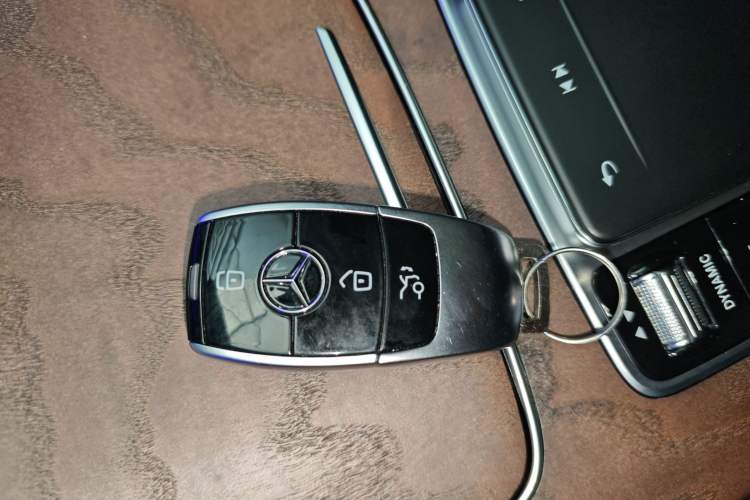 Used Mercedes-Benz E-Class 2023 Facelift E 260 L