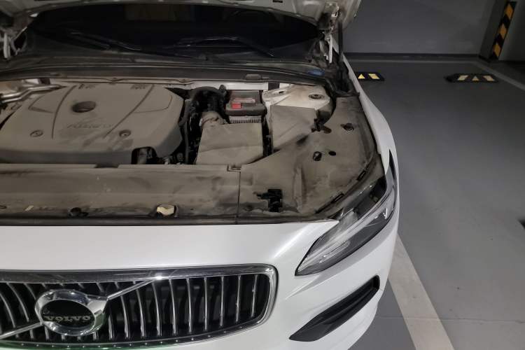 Used Volvo S90 2018 T4 Zhiyuan Edition
