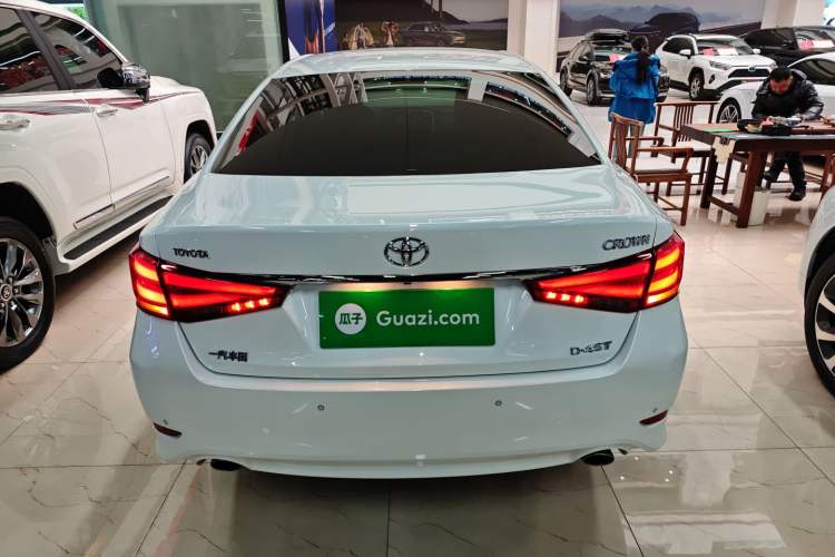 Used Toyota Crown 2018 2.0T Sport Edition
