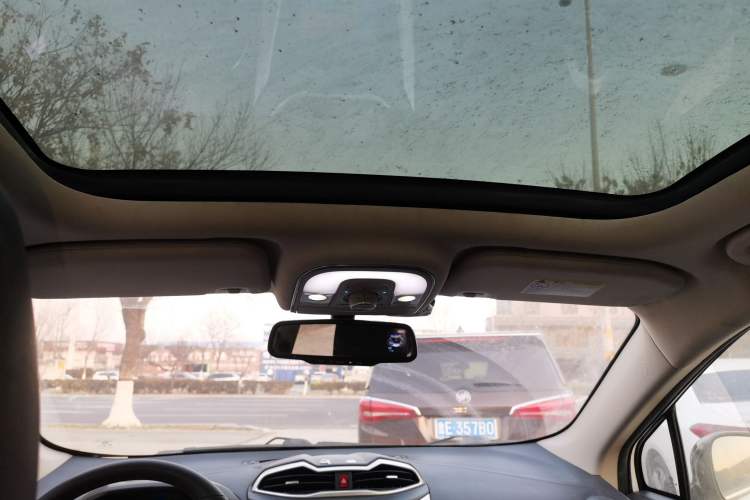 Used BYD Yuan New Energy 2018 EV360 Smart Connect Cool Edition
