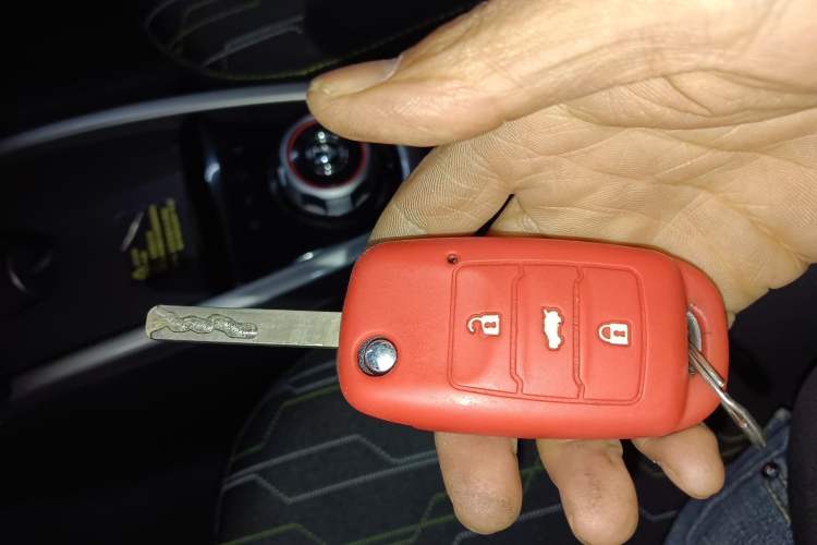 Used Oshan Benni E-Star 2021 National Edition Xin Yue Version (Fast-Charging Edition) Lithium Iron Phosphate (31.95 kWh)
